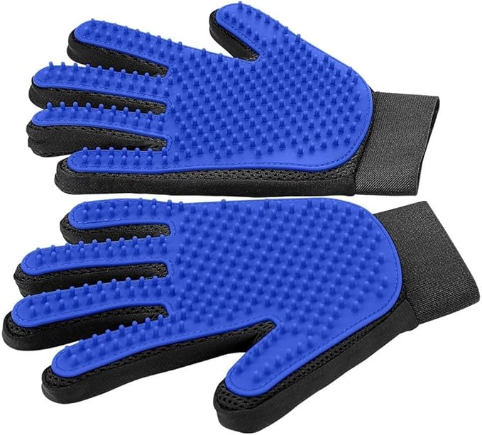 Delomo Grooming Gloves: Relaxing Massage and Effective Loose Hair Removal