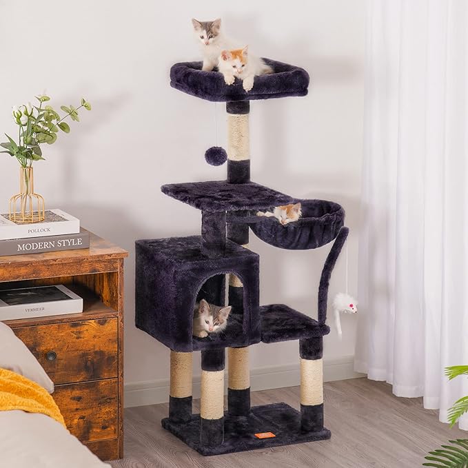 Complete Scratching Tree: Platforms, Basket, Scratching Posts, and Toys for a Happy Cat