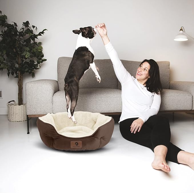 Cama Redonda de Forro Polar: ¡Descanso Profundo y Seguro para tu Mascota!